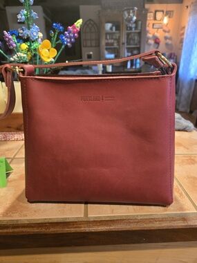 Portland Leather Goods Berry Good Triangle Bag